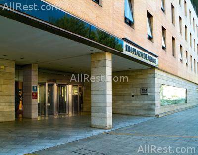 NH Plaza de Armas 2